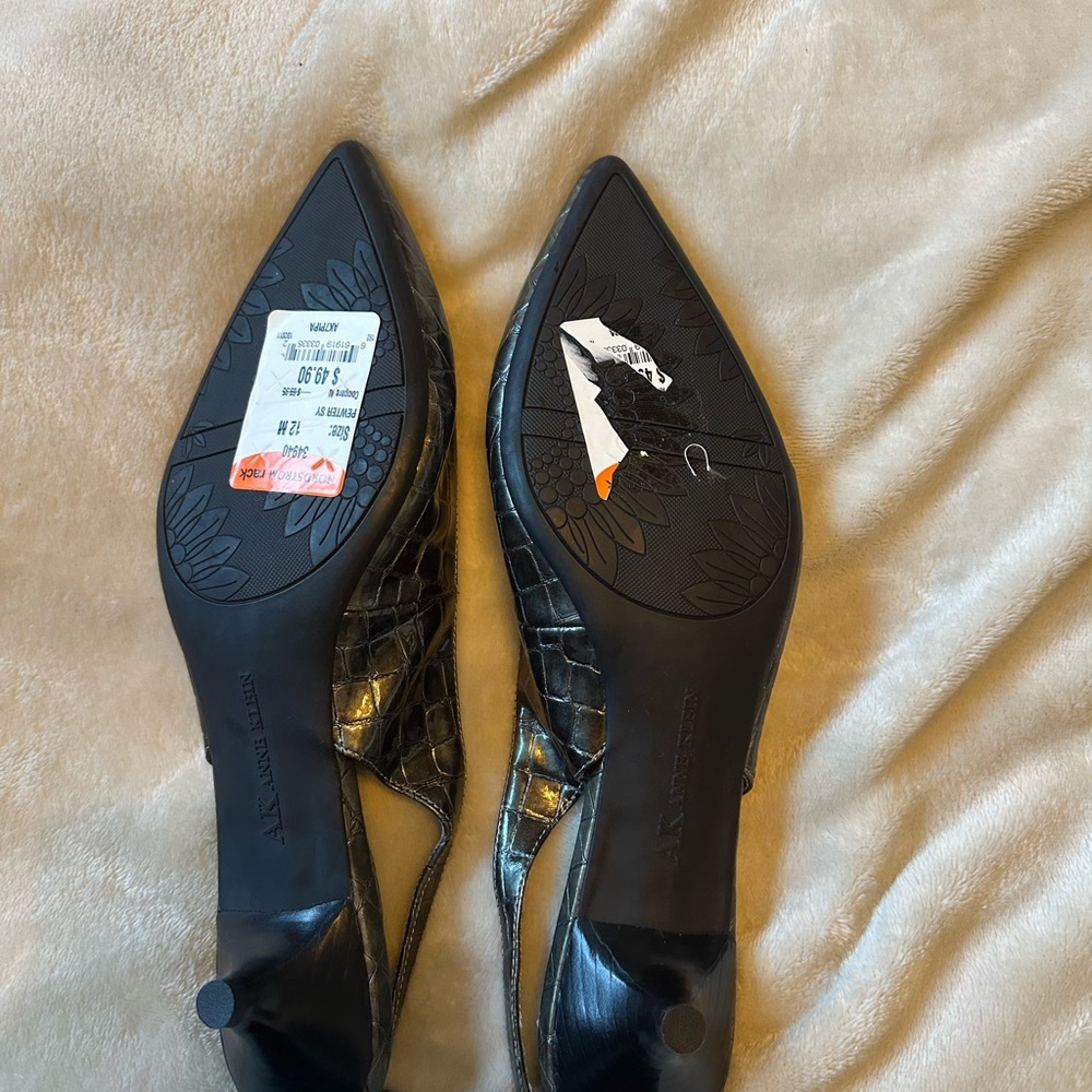 Anne Klein Black Croc-Embossed Heels